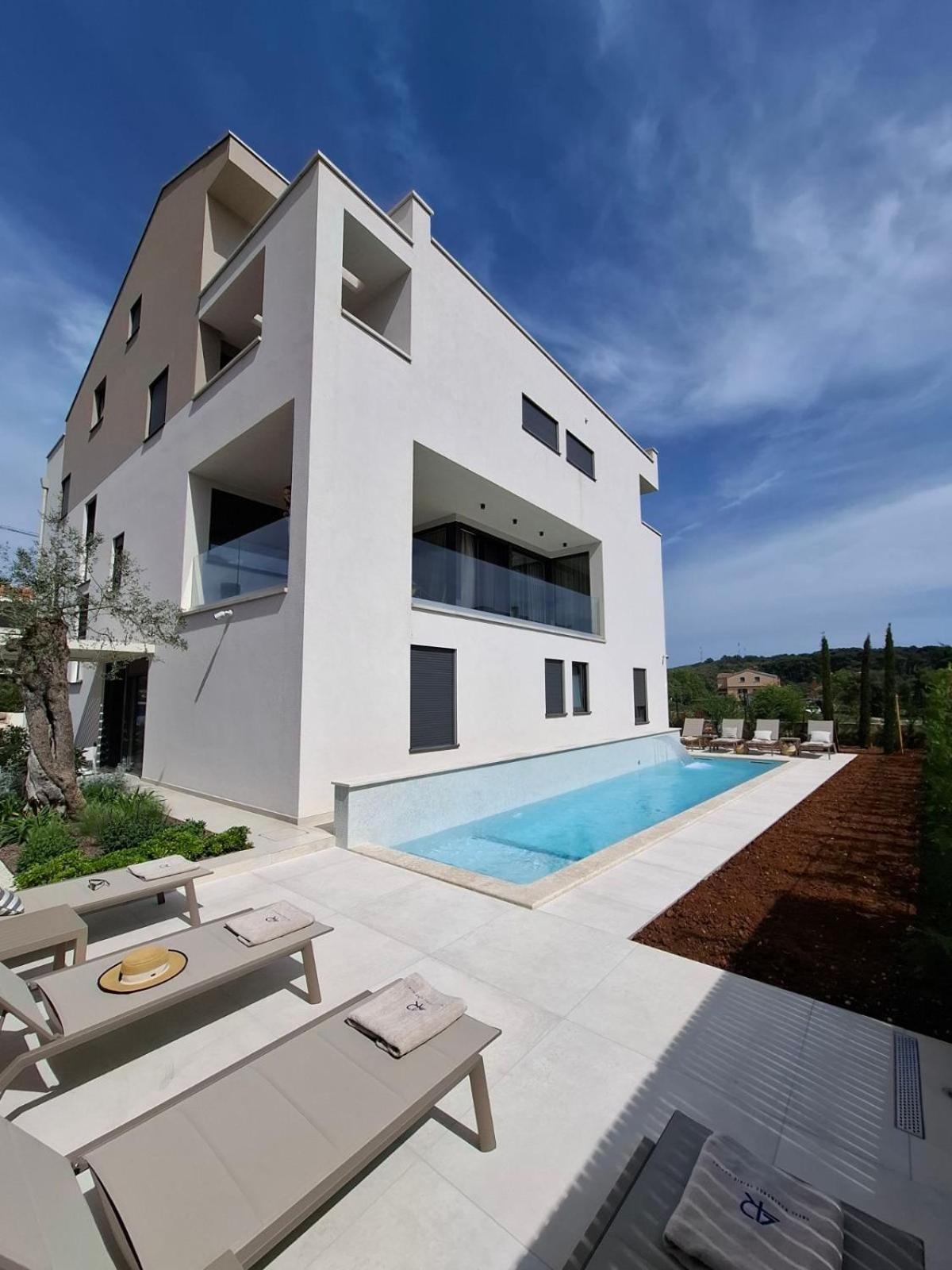 4R Royal Residence Rojnic Rovinj 3 Экстерьер фото